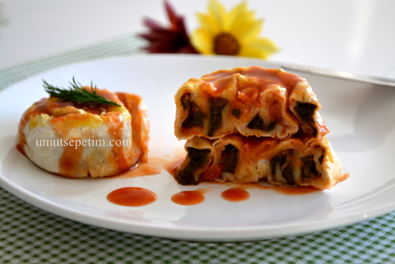 domates soslu börek tarifi ıspanaklı gül böreği tarifi,börek tarifleri,gül böreği tarifleri