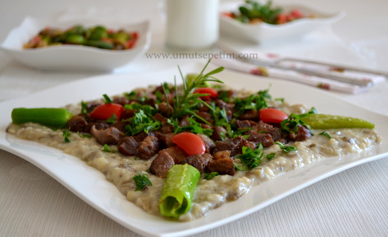 Hünkar beğendi tarifi hünkar beğendi,kebap tarifleri,patlıcanlı beğendi