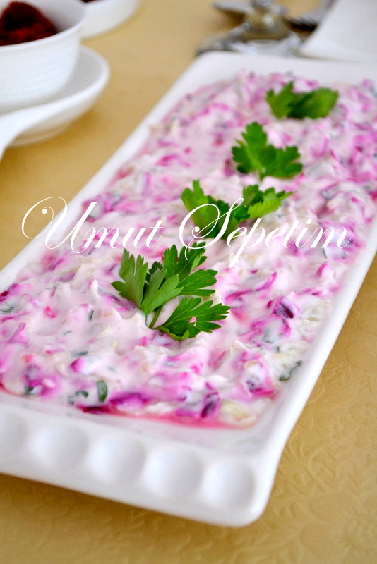 Mor lahana salatası yoğurtlu salata tarifi,salata tarifleri,umutsepetim,diyet salata tarifleri