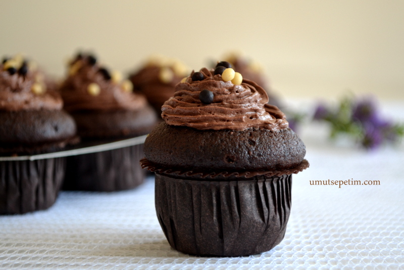 kakaolu muffin tarifi DSC_0120