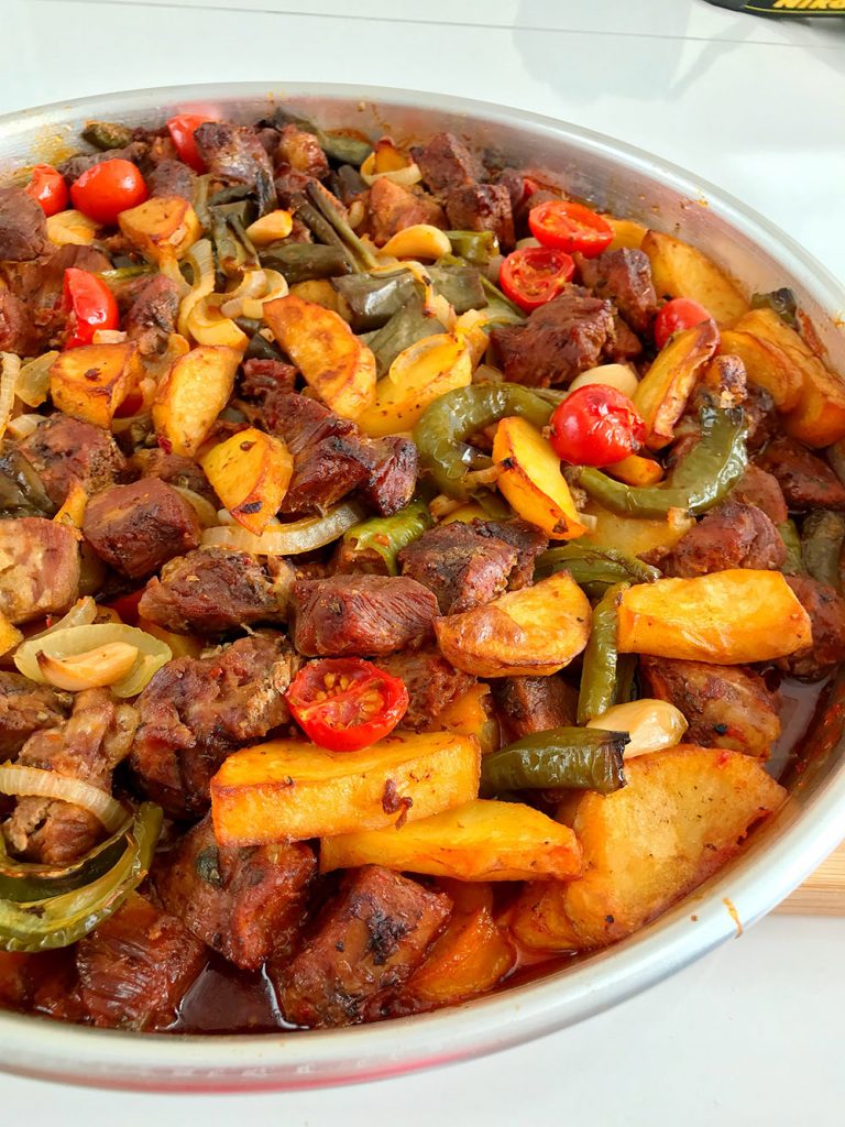 Fırında En Kolay Tepsi Kebabı