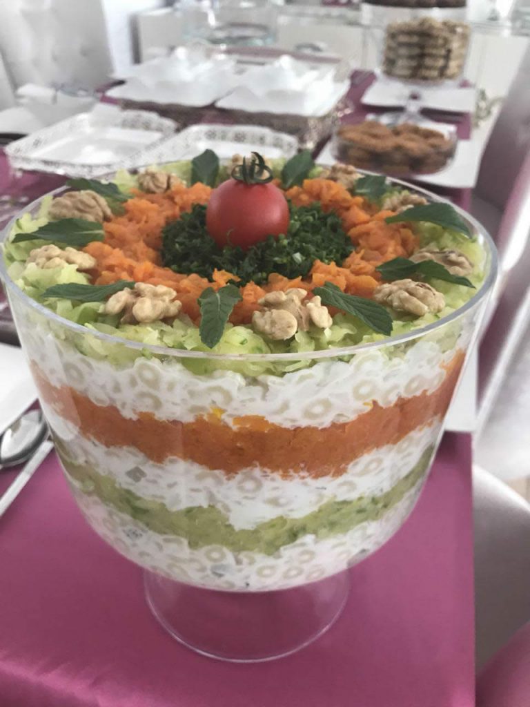 Yoğurtlu Şehriye Salatası