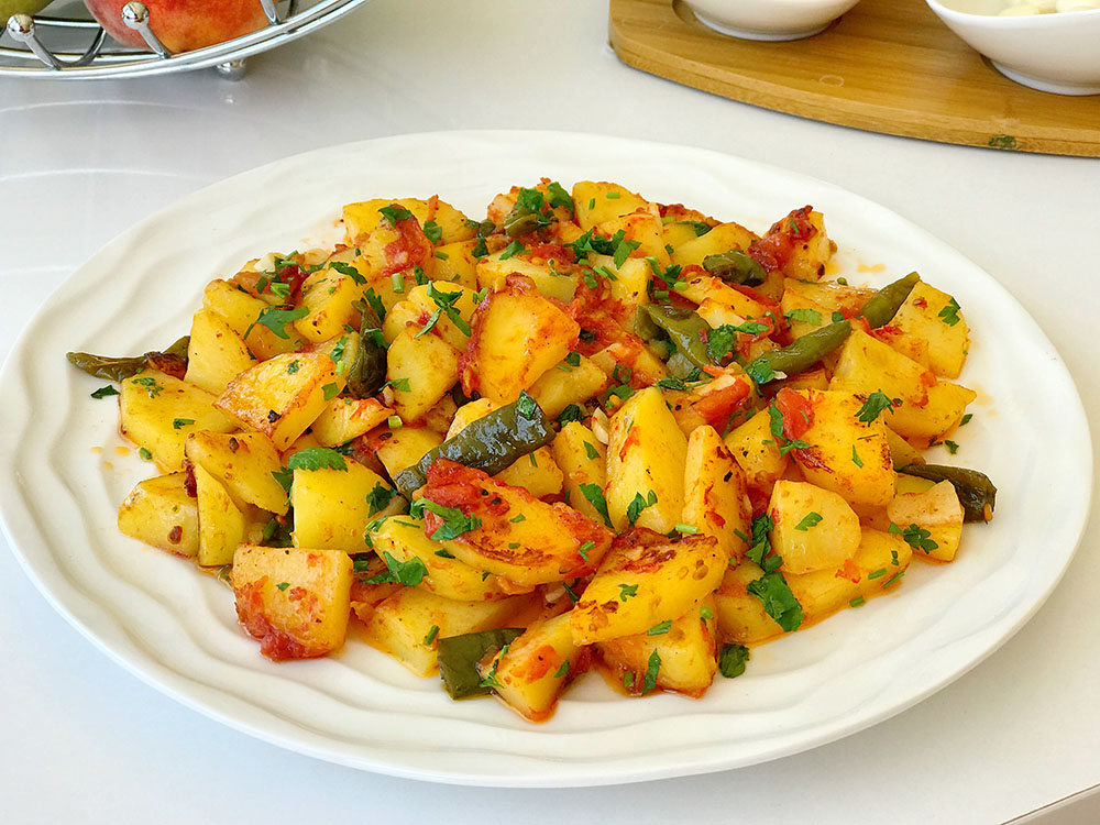 Domates Soslu Tava Patates